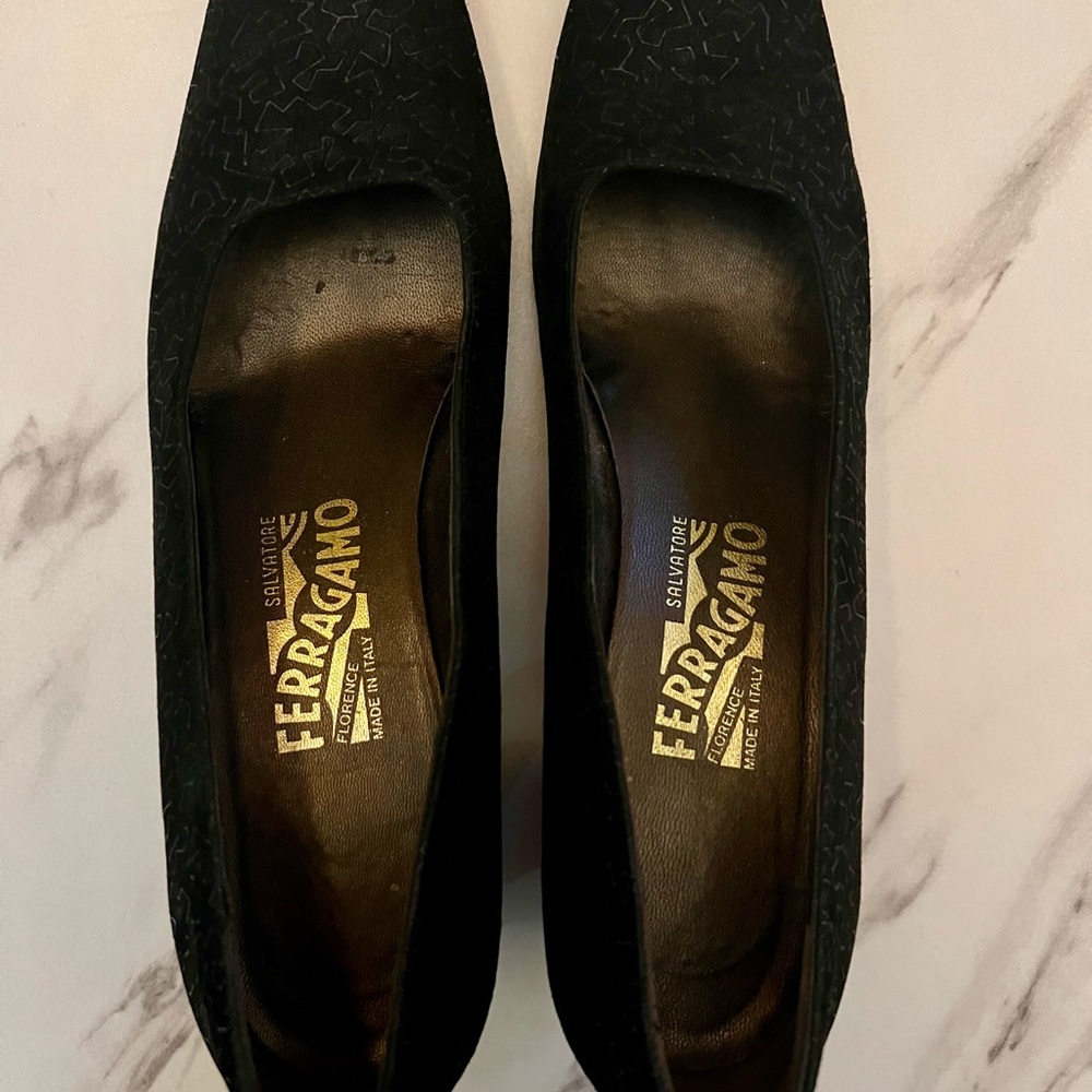 Salvatore Ferragamo Elegant Black Heels